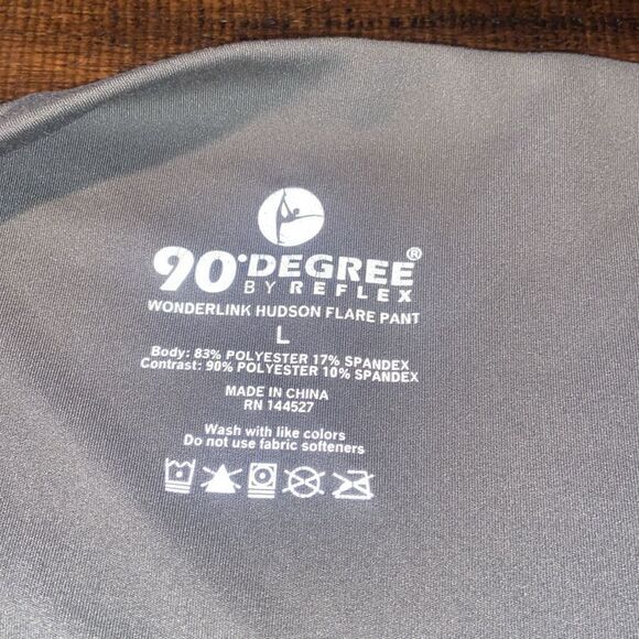 90 degrees by reflex Flared athletic leggings Large Olive Colored - Picture 4 of 5